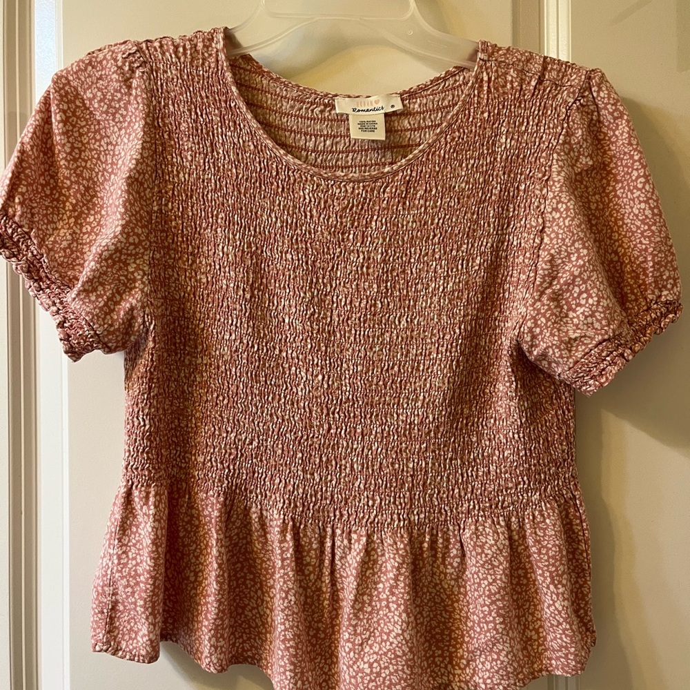 URBAN Romantics Pink Puff Sleeve Smocked Peplum Blouse